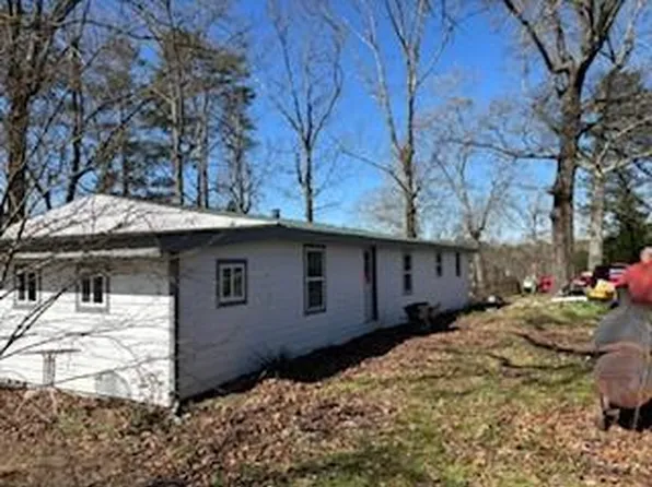 634 Duncan Rd, Oxford, GA 30054