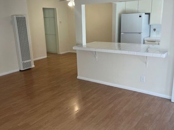 906 E Imperial Ave APT 2