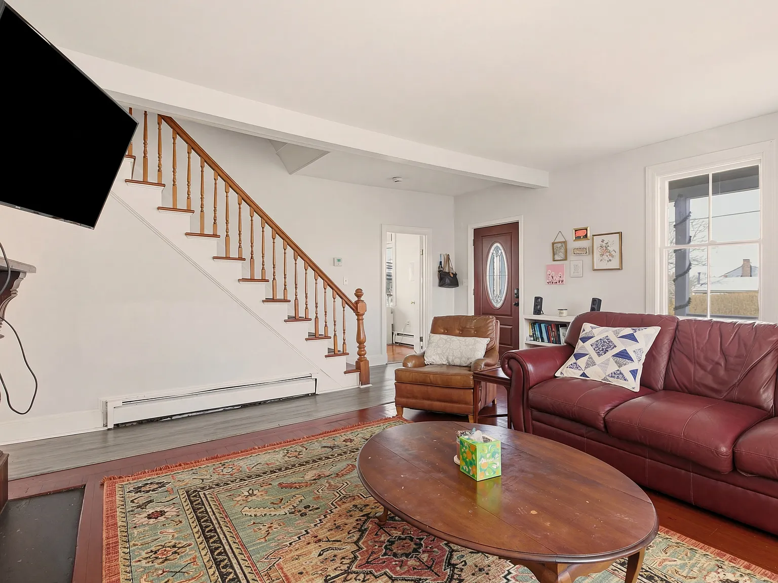 4 bed, 2023 sqft, $3,975 — Photo 4