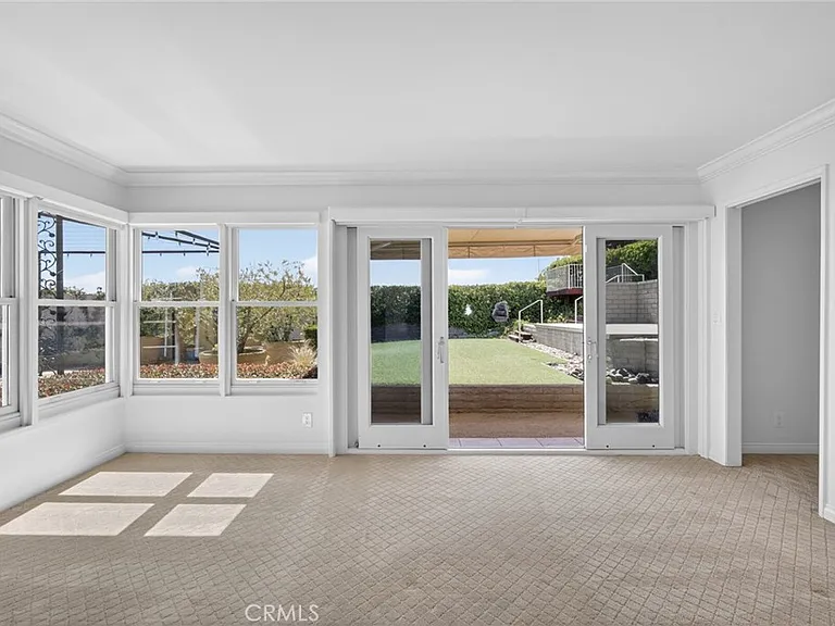 32201 Sea Island Dr — Photo 39