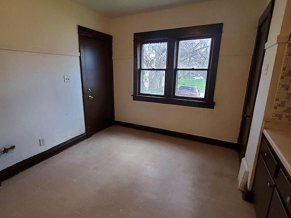 3rd image of 3134 N 35th STREET #3136