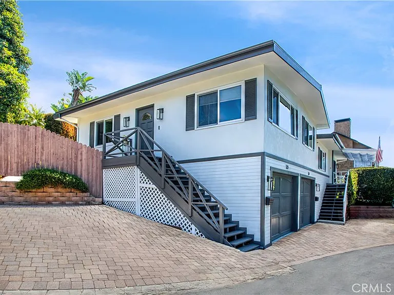 737 Griffith Way — Photo 22