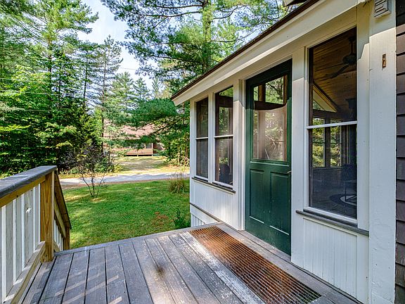 4th image of 89 Coombs Road