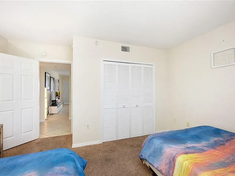 445 Hamden Dr #302 — Photo 5