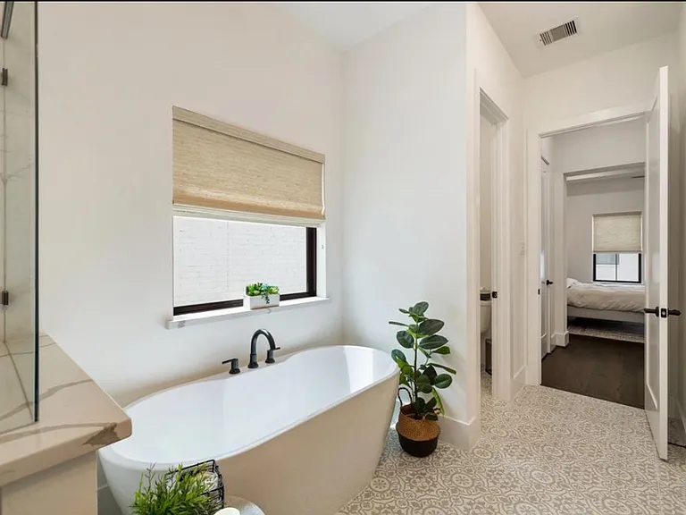 5326 Chandler St — Photo 18