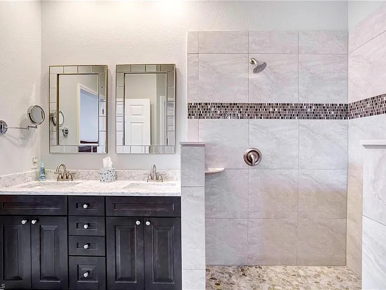 4821 Europa Dr — Photo 14