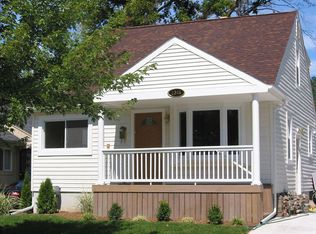 1345 Cole Ave, Birmingham, MI 48009