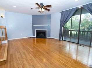 523 Teal Plz, Secaucus, NJ 07094
