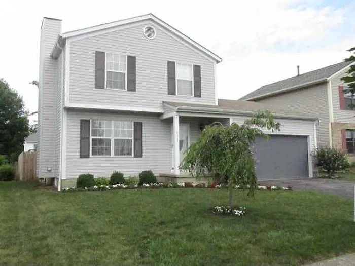 993 Cowton Dr photo 1