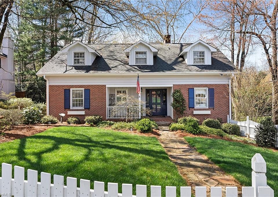 1st image of 650 Nokomis Ct