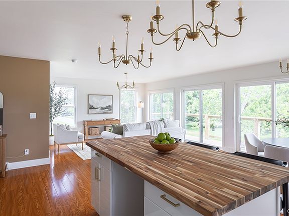 4th image of 1343 Loomus Dr