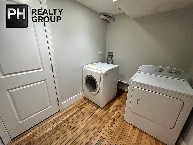 39 Highland Ave — Photo 27