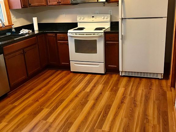 3rd image of 1406 Alhi St