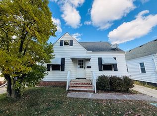 19161 Raymond St, Maple Heights, OH 44137