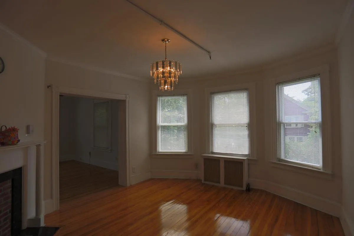 98 Dennison Ave — Photo 1
