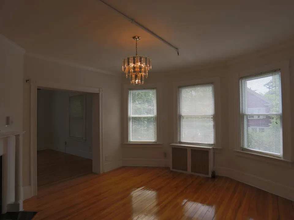 98 Dennison Ave