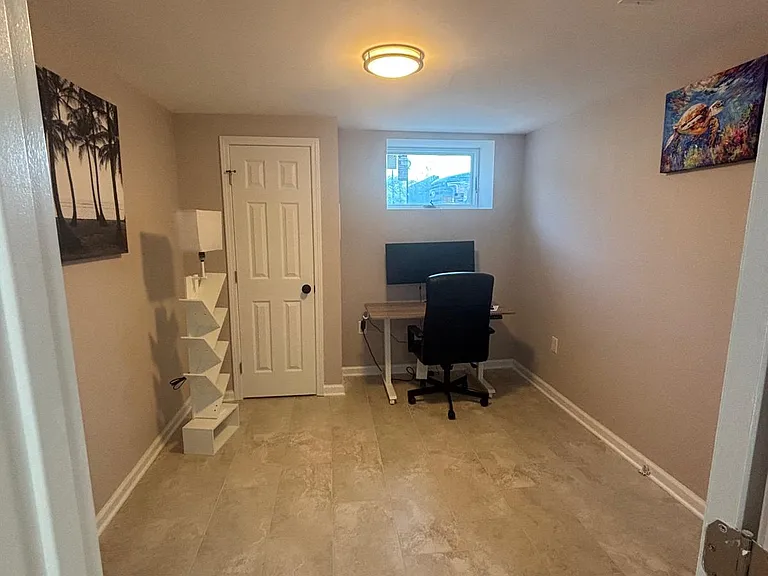1742 Llewelyn Ave #1 — Photo 2