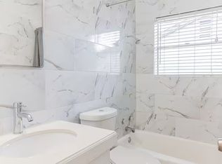 2108 N Travis St, Sherman, TX 75092