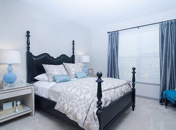 2nd image of 4105 Palmer Park Cir W APT 104