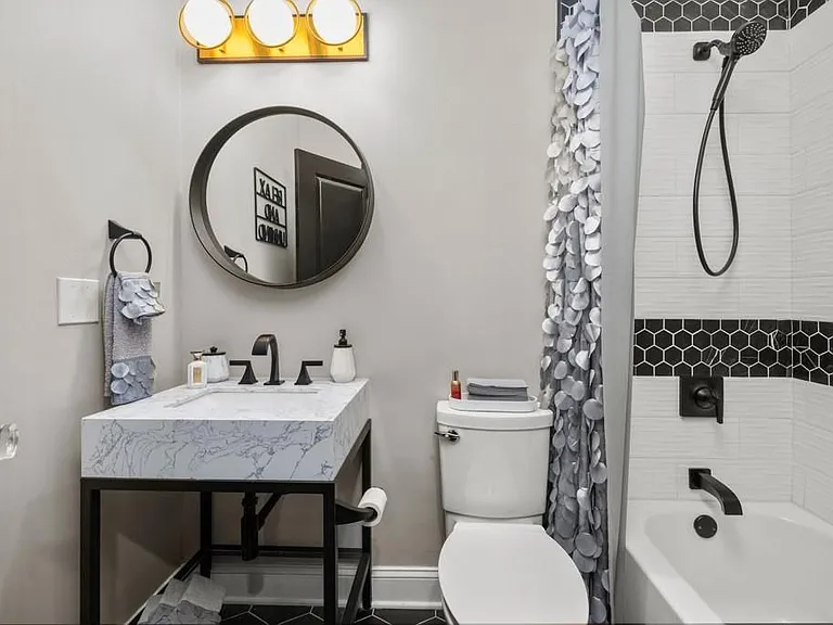 9937 Mancunian Way — Photo 34