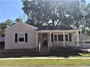 112 E Garfield Ave, Swanton, OH 43558