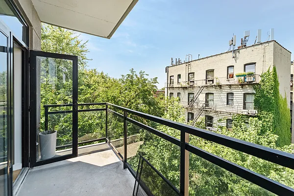 Rented by Corcoran | media 12