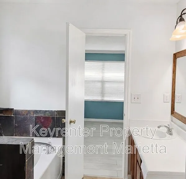 7063 Grinder Ct — Photo 11