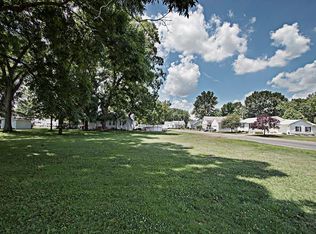 198 N Page St, Aviston, IL 62216