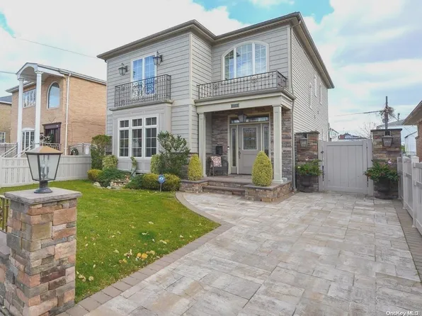 63-31 136 Street, Flushing, NY 11367