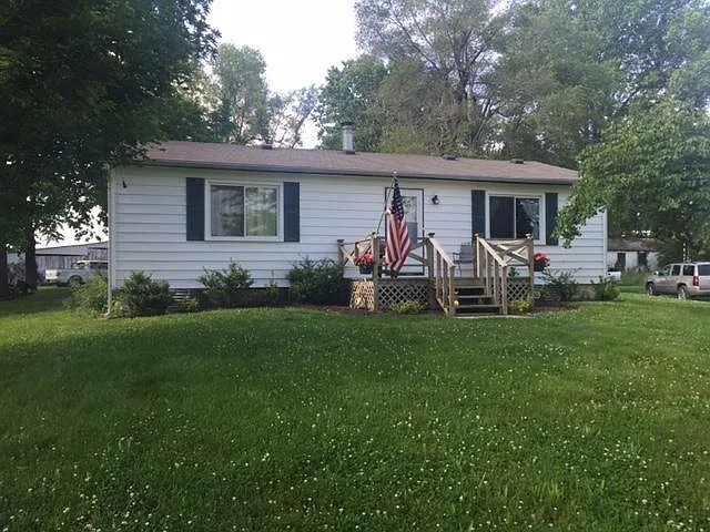 2 bed, 1200 sqft, $1,850 — Photo 1