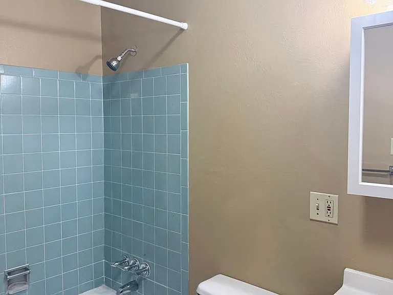 1419 Prado Dr — Photo 13