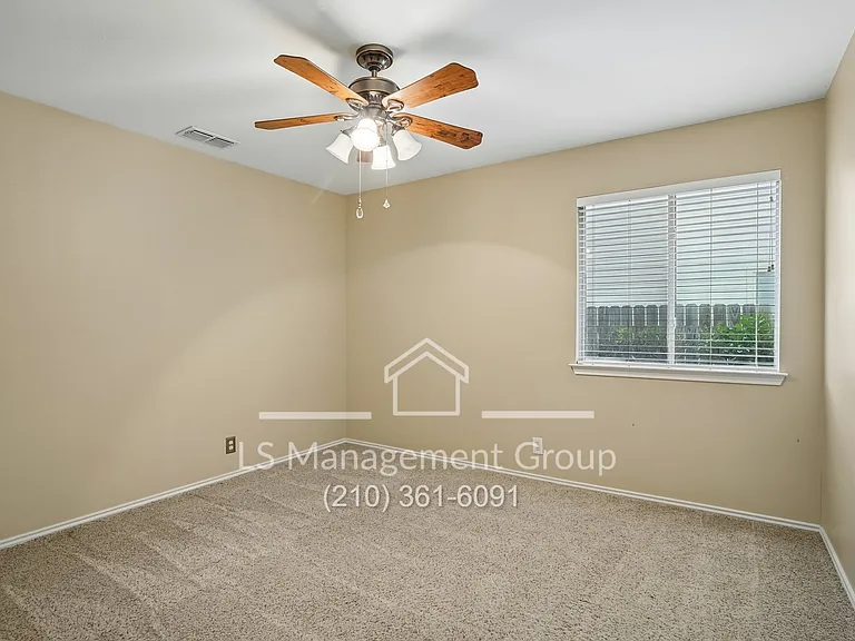 14343 Markham Gln — Photo 17