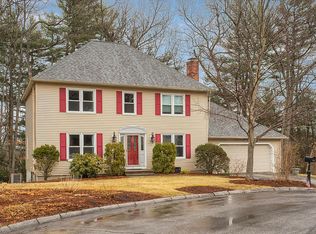 4 Cardinal Cir, Nashua, NH 03063
