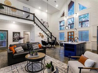 20 Forrest Ln, Broken Bow, OK 74728