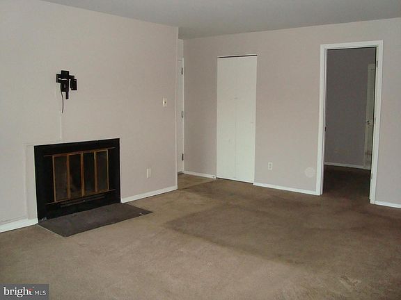 4th image of 108 Duvall Ln #60204