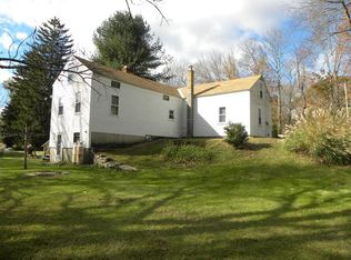 12 Huguenot Rd, Oxford, MA 01540