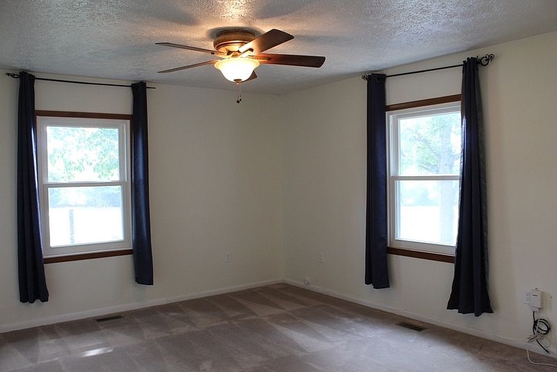 15130 Spriggs Rd, Woodbridge, VA 22193 Zillow