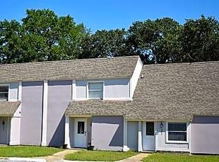 1 Golfing Green Dr #303, Ocean Springs, MS 39564