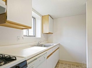 31 Woodbine Rd APT 6, Natick, MA 01760