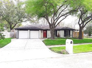 810 Shadwell Dr, Houston, TX 77062