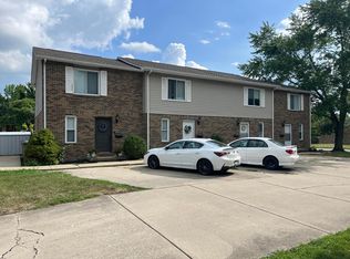 3223 Sycamore Ct #1, Columbus, IN 47203