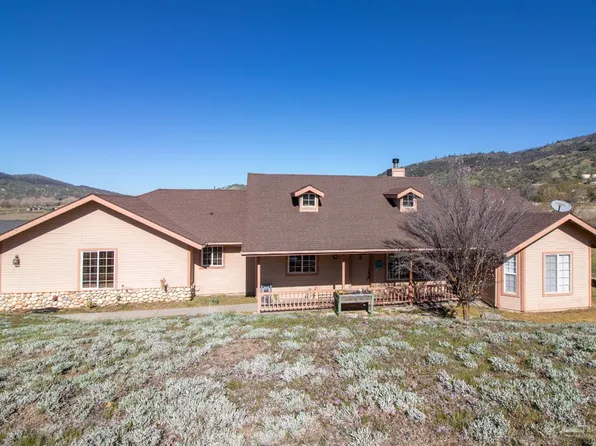 23901 Lakeview Dr, Tehachapi, CA 93561