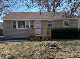 2100 Locust St, West Des Moines, IA 50265