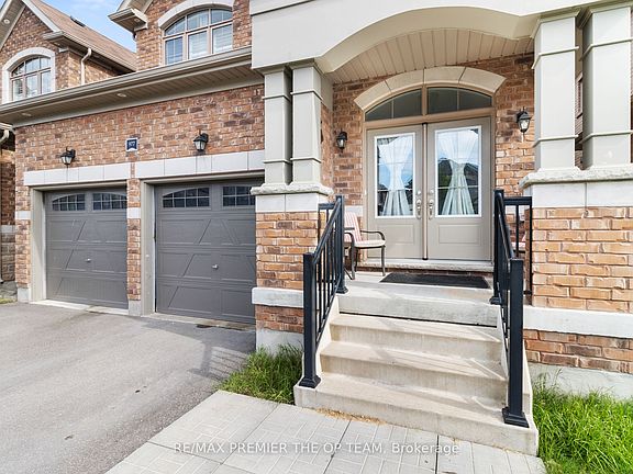 3rd image of 977 Wickham Rd