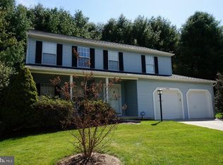 9566 Red Apple Ln, Columbia, MD 21046