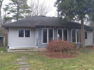 15 Ramapo Rd, Hewitt, NJ 07421