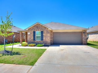 4137 Sara Park Dr, Mustang, OK 73064