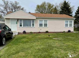 15777 Keegan Rd, Monroe, MI 48161