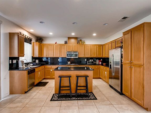 5th image of 5118 Crescent Bay Dr