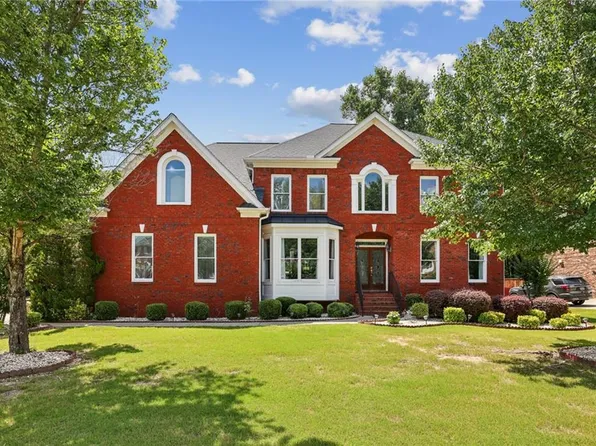 1712 Brittany Dawn Dr, Snellville, GA 30078